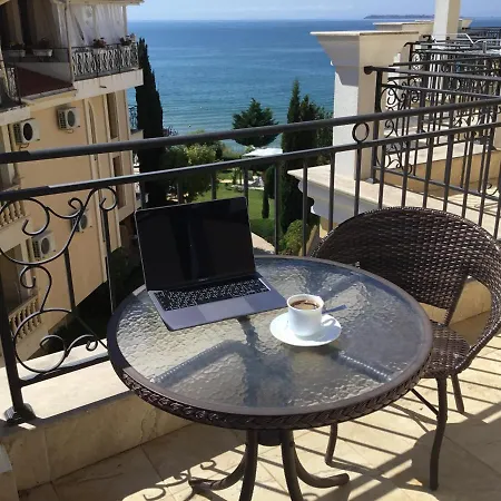 Horizon Katrina - Sea Line & Access * سفيتي فلاس