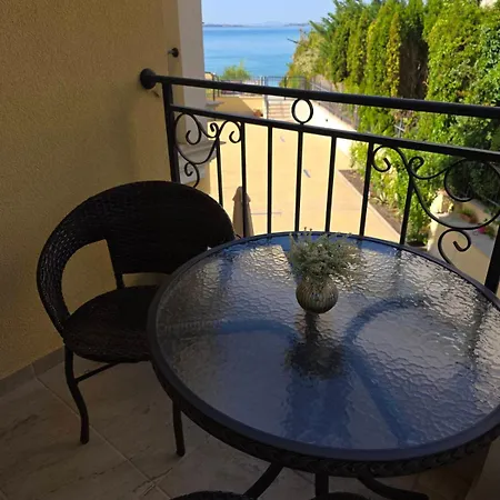 Horizon Katrina - Sea Line & Access Appartement